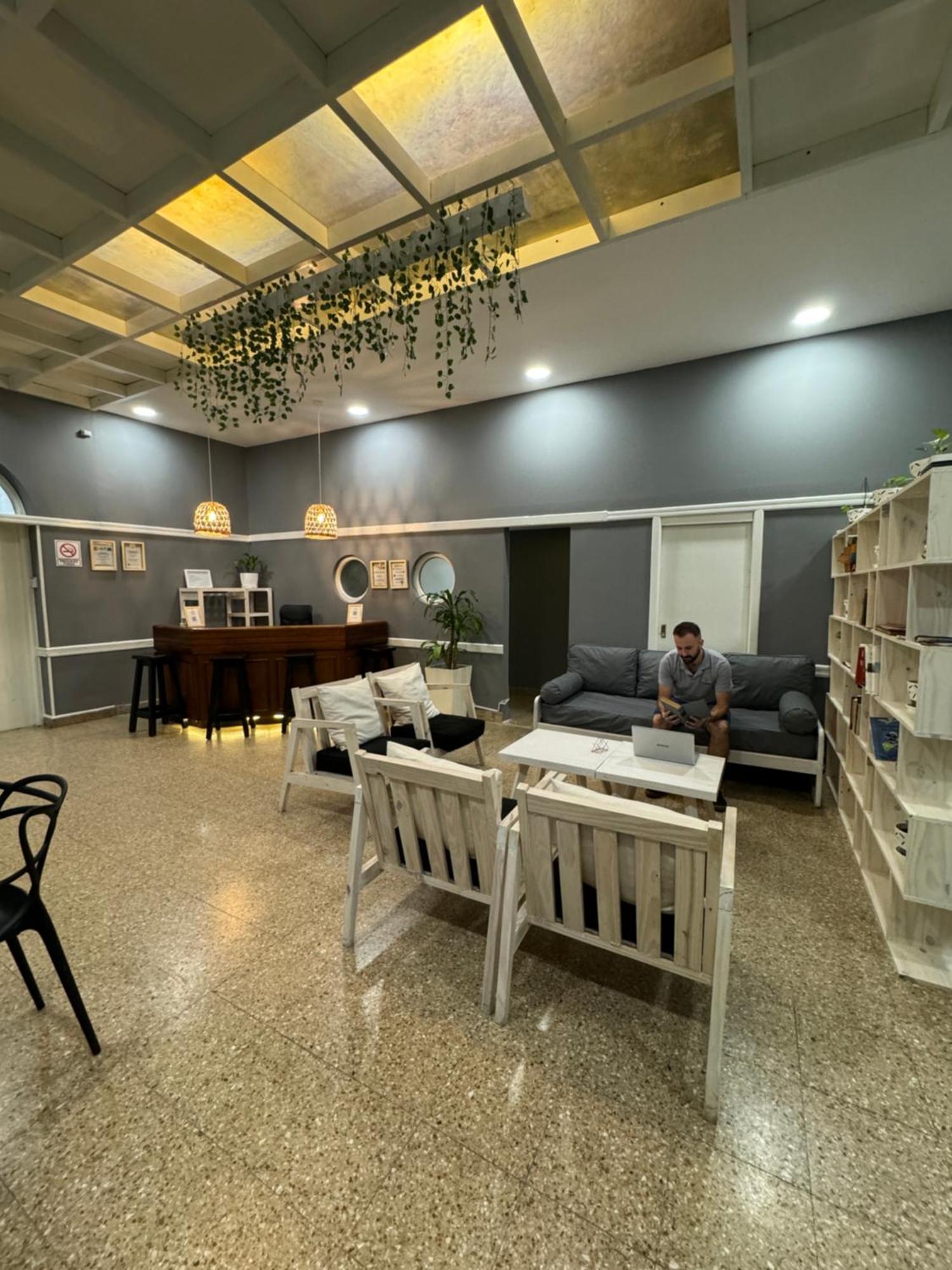 Lead Hostel Buenos Aires Exterior photo